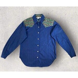 RARE VTG Pegaso Women’s Button-Up Denim Shirt Size Medium Christmas Print